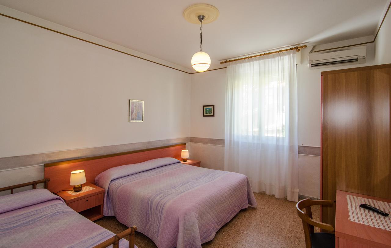 Hotel Ambra Форте-деи-Марми Экстерьер фото
